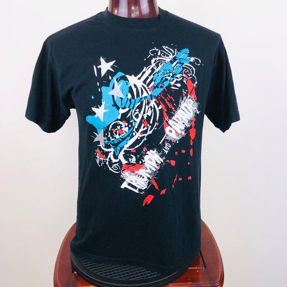 Gildan Other - Triumph and Parade Band Mens L Graphic T Shirt